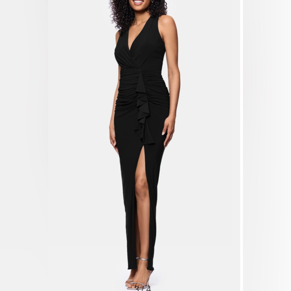 Betsy & Adam Black Ruched Maxi Dress - Picture 3 of 10